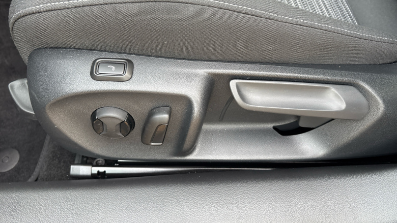 Skoda Superb 2.0 TDI SE Technology 5dr DSG Diesel Estate